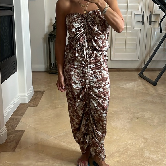 💕Gorgeous dress 💕 - Picture 2 of 7